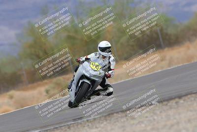 media/Sep-10-2022-SoCal Trackdays (Sat) [[a5bf35bb4a]]/Turn 6 (1140am)/